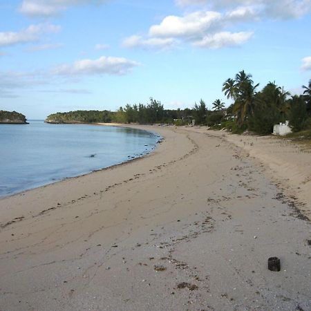 Sir Charles Guest House Palmetto Point Esterno foto