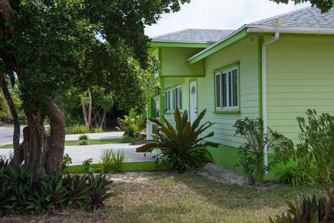 Sir Charles Guest House Palmetto Point Esterno foto