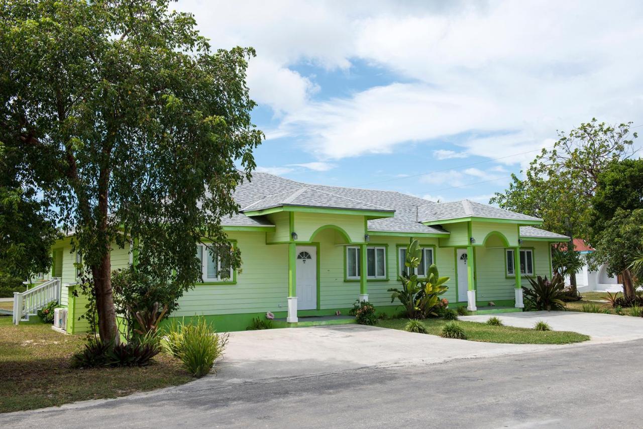 Sir Charles Guest House Palmetto Point Esterno foto