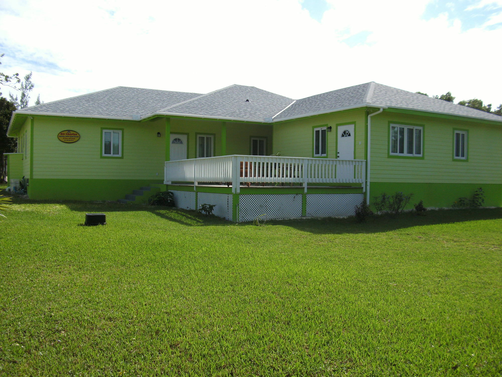Sir Charles Guest House Palmetto Point Esterno foto
